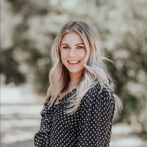 Meet your Posher, Jenna rose